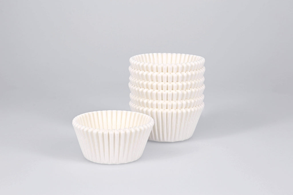 BOXXD™ PattyPans #550 (Regular Cupcake) 1000 Qty, White Paper Patty Pans - Baking Cups